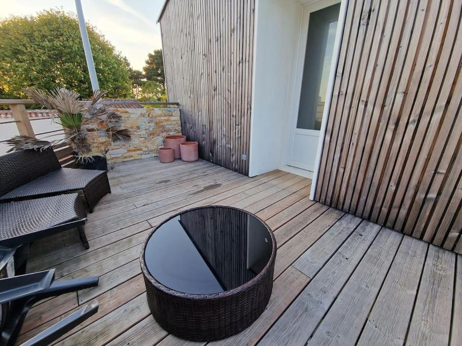 Superbe Appartement Renove A Neuf Centre Bourg Brem Sur Mer Eksteriør bilde